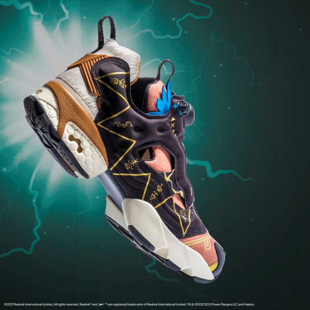 Black / Rustic Clay / Gold Met. Reebok Power Rangers Instapump Fury 94 Shoes | GW0782