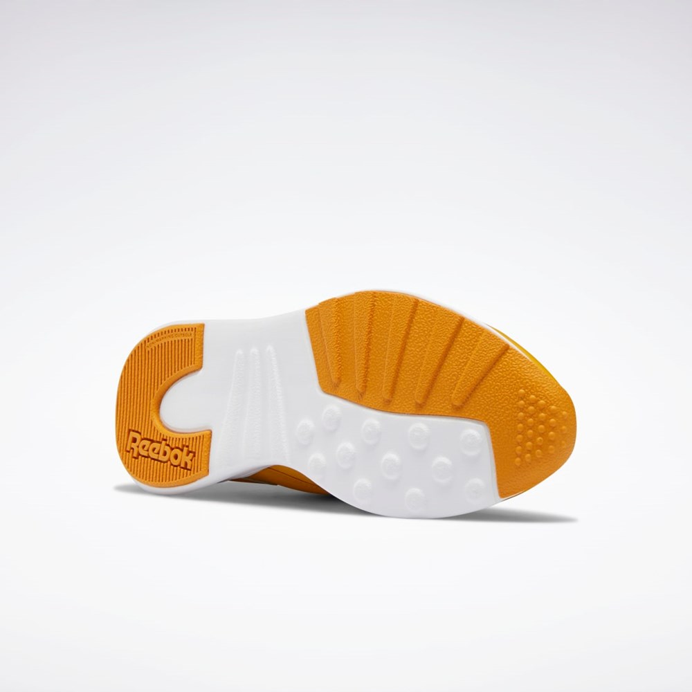 Bright Ochre / Ftwr White / Silver Met. Reebok Spark Run Shoes | GY8870