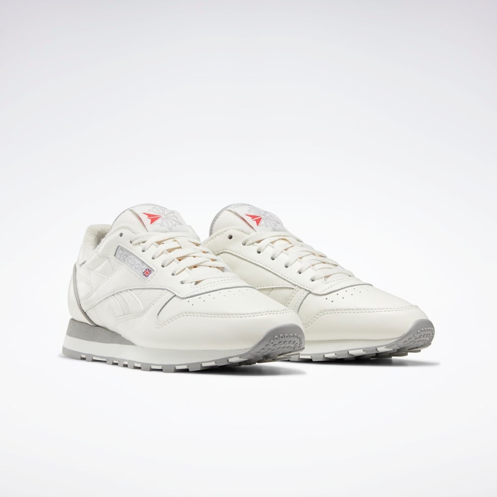 Chalk / Chalk / Vector Red Reebok Classic Leather 1983 Vintage Shoes | GX0281