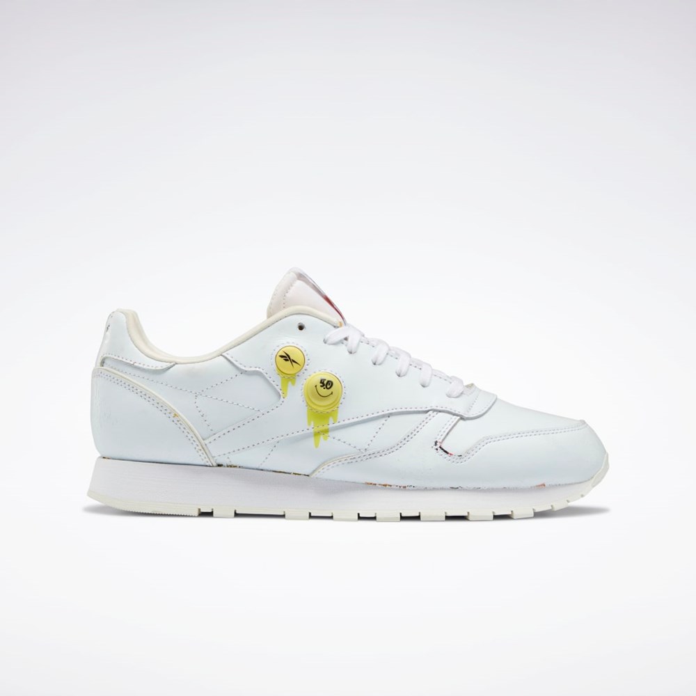 Ftwr White / Ftwr White / Chalk Reebok Smiley Classic Leather Pump 50th Shoes | GY1580