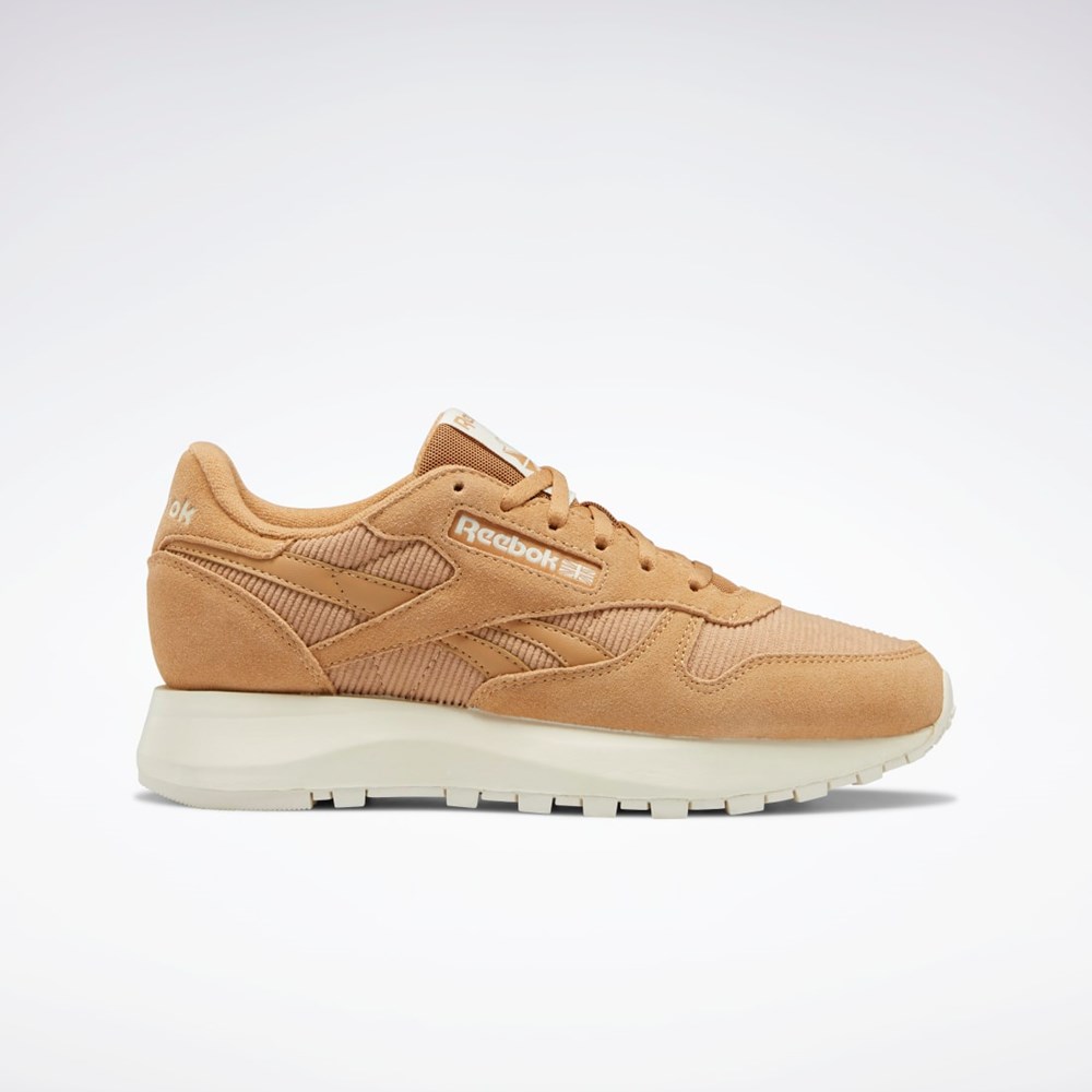 True Beige / True Beige / Classic White Reebok Classic Leather SP Shoes | GW3796