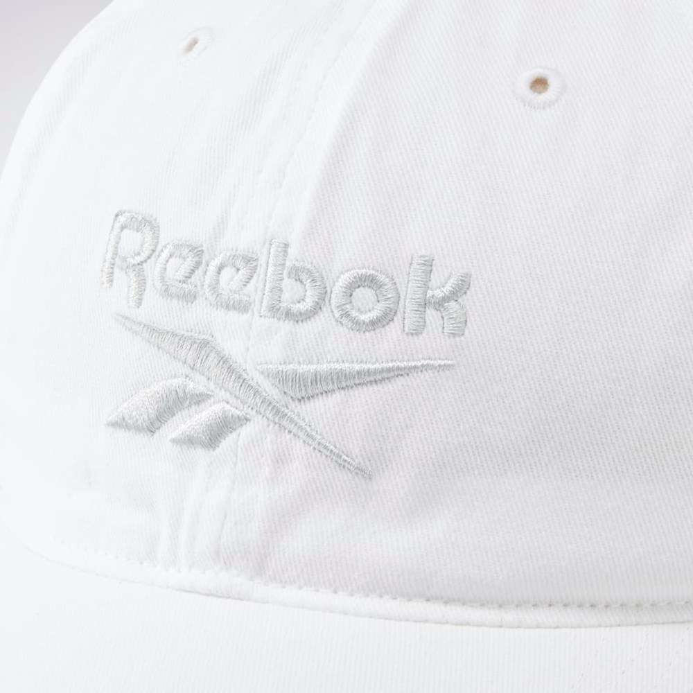 White Reebok Active Foundation Badge Hat | GN8404